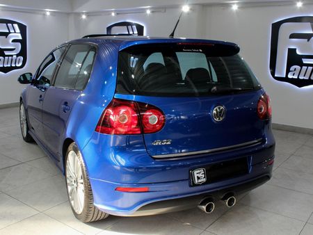 2007-Volkswagen-Golf-R32-Auto_3
