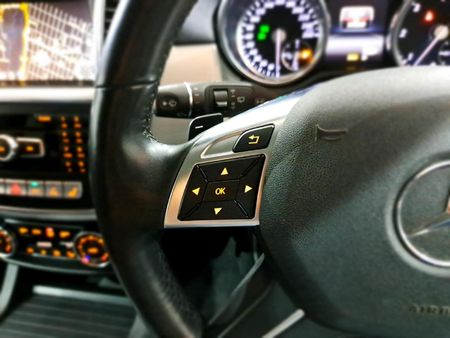 2015-Mercedes-Benz-ML-350-Bluetec_16