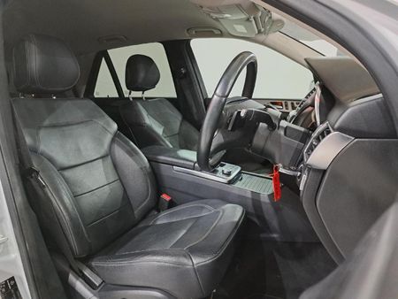 2015-Mercedes-Benz-ML-350-Bluetec_6