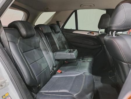 2015-Mercedes-Benz-ML-350-Bluetec_7