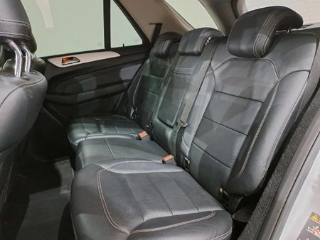 2015-Mercedes-Benz-ML-350-Bluetec_8