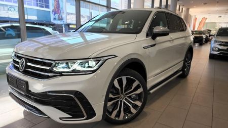 2024-Volkswagen-Tiguan-Allspace-14-TSI-R-Line-DSG-Auto_0
