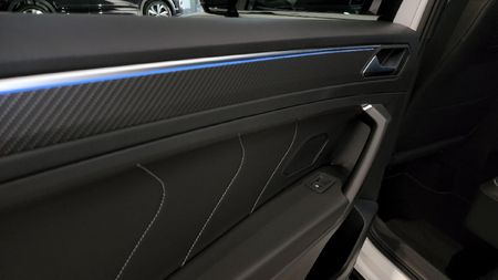2024-Volkswagen-Tiguan-Allspace-14-TSI-R-Line-DSG-Auto_24
