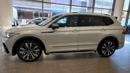 2024-Volkswagen-Tiguan-Allspace-14-TSI-R-Line-DSG-Auto_6