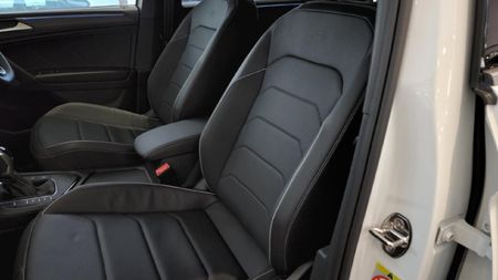 2024-Volkswagen-Tiguan-Allspace-14-TSI-R-Line-DSG-Auto_7