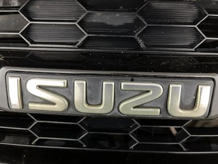 2005-Isuzu-KB-240i-Double-Cab-LE_3