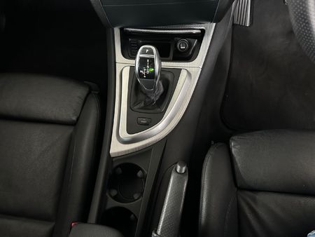 2012-BMW-1-Series-135i-Coupe-M-Sport-Auto_15