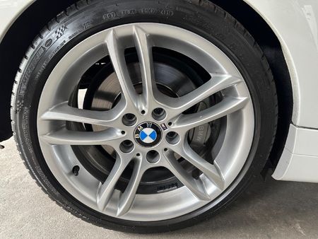 2012-BMW-1-Series-135i-Coupe-M-Sport-Auto_17