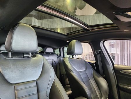 2019-BMW-X4-xDrive20d-M-Sport_12