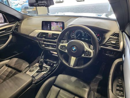 2019-BMW-X4-xDrive20d-M-Sport_13