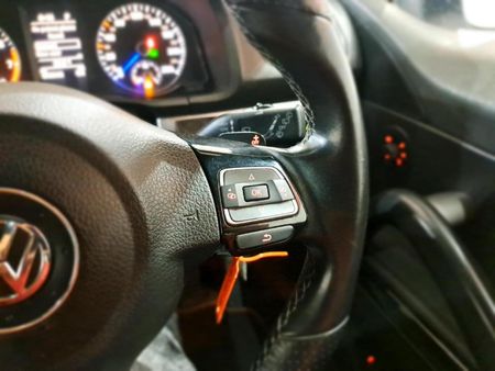 2013-Volkswagen-Scirocco-20-TSI-R-Auto-188kW_16