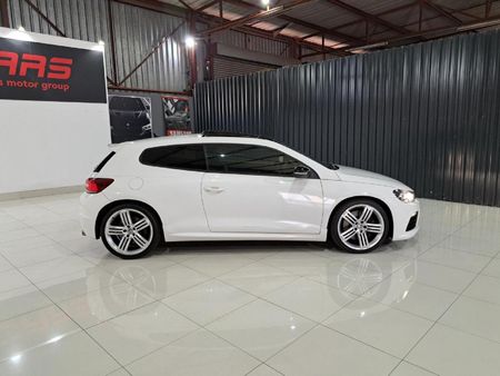 2013-Volkswagen-Scirocco-20-TSI-R-Auto-188kW_19