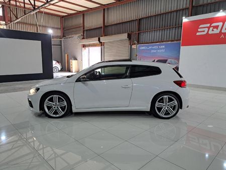 2013-Volkswagen-Scirocco-20-TSI-R-Auto-188kW_3