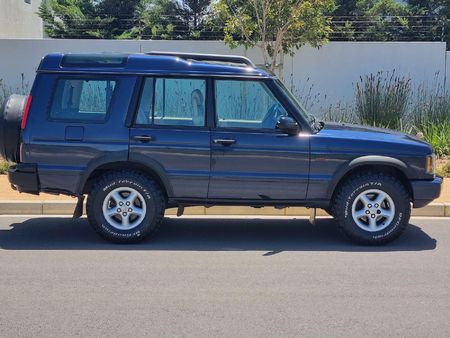 2004-Land-Rover-Discovery-V8-ES-Auto_1