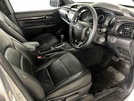 2019-Toyota-Hilux-28-GD-6-Raised-Body-Auto-Raider-Double-Cab_9