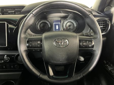 2019-Toyota-Hilux-28-GD-6-Raised-Body-Auto-Raider-Double-Cab_12