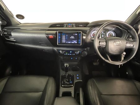 2019-Toyota-Hilux-28-GD-6-Raised-Body-Auto-Raider-Double-Cab_1