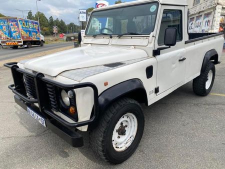 1999-Land-Rover-Defender-110-28i-Single-Cab_3