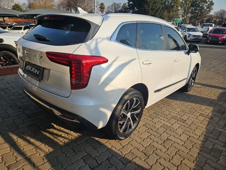 2024-Haval-Jolion-JOLION-LUXURY-ICE-ADDITION_5