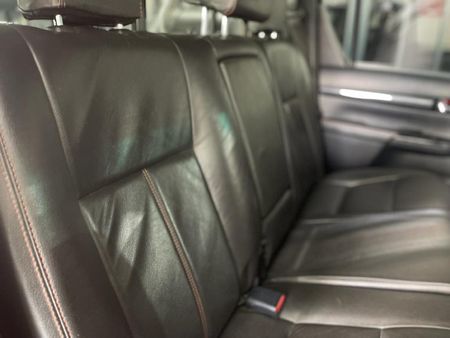 2018-Toyota-Hilux-28-GD-6-Raised-Body-Auto-Raider-Double-Cab_10