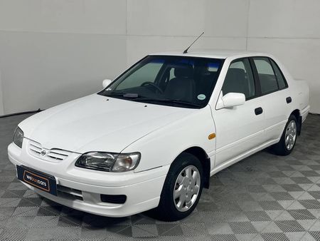 2000-Nissan-Sentra-160-GSi-Auto_0