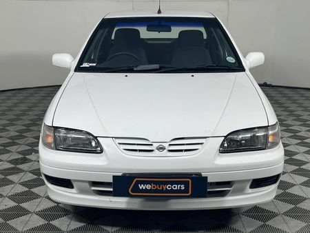 2000-Nissan-Sentra-160-GSi-Auto_3