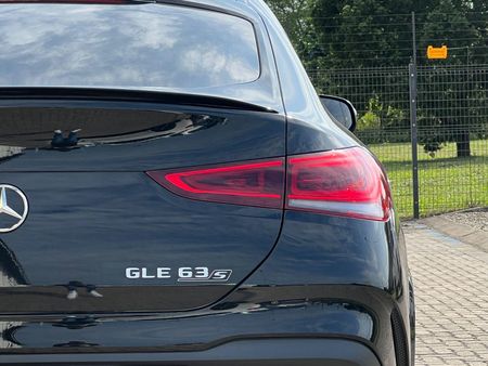 2022-Mercedes-AMG-GLE-63-S-AMG-Coupe-4Matic_16