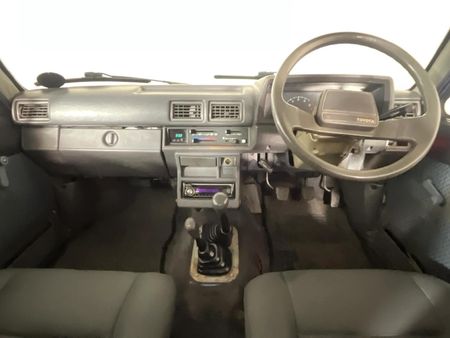 1992-Toyota-Hilux-2200-Raider-4x4-Double-Cab_1