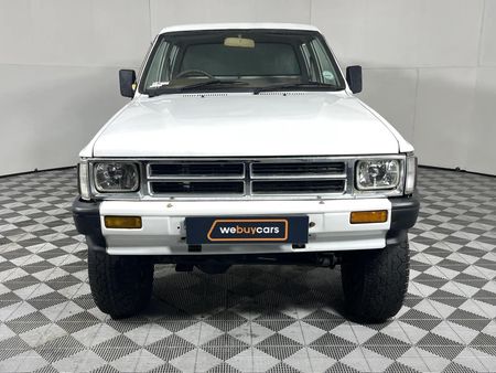 1988-Toyota-Hilux-2200-4x4-Double-Cab_6