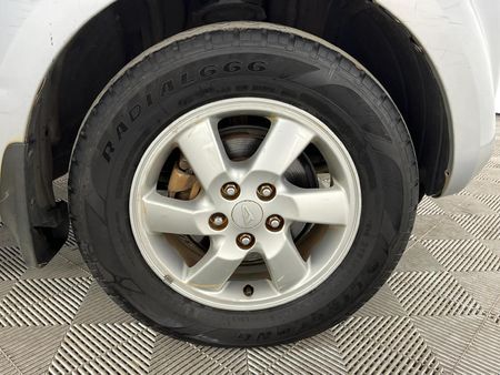2008-Daihatsu-Terios-4x4_5