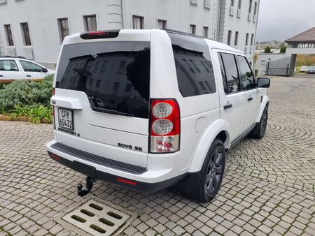 2014-Land-Rover-Discovery-4-30-TD-SD-V6-SE_3