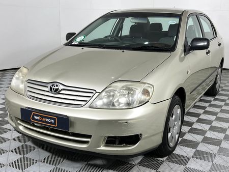 2004-Toyota-Corolla-160i-GLE_0