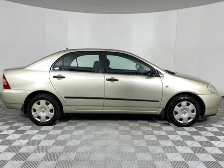 2004-Toyota-Corolla-160i-GLE_5
