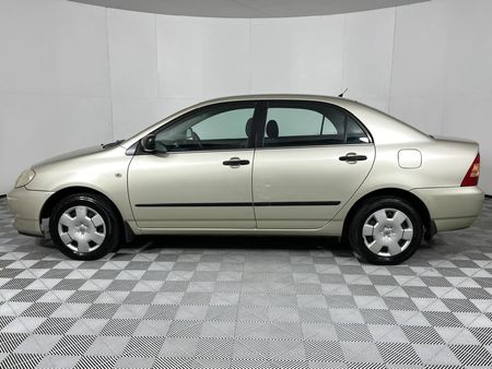 2004-Toyota-Corolla-160i-GLE_7