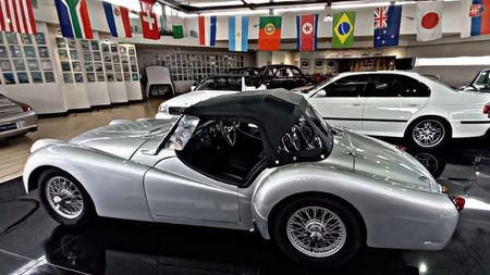 1958-Triumph-TR3-Roadster_6