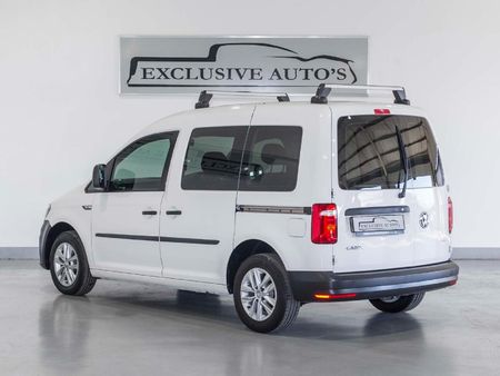 2017-Volkswagen-Caddy-4-16-TDI-55kW-SWB-Panel-Van_3