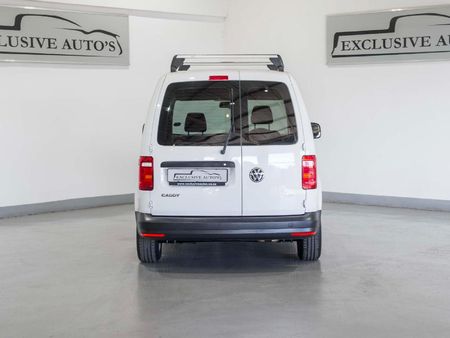 2017-Volkswagen-Caddy-4-16-TDI-55kW-SWB-Panel-Van_4