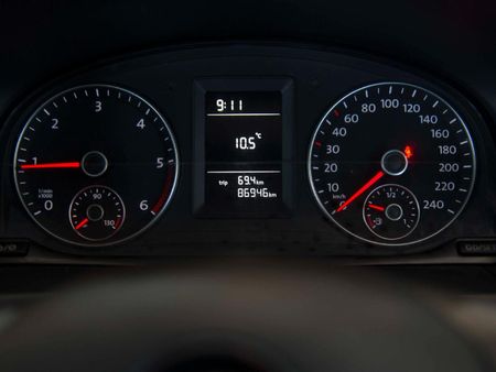 2017-Volkswagen-Caddy-4-16-TDI-55kW-SWB-Panel-Van_8