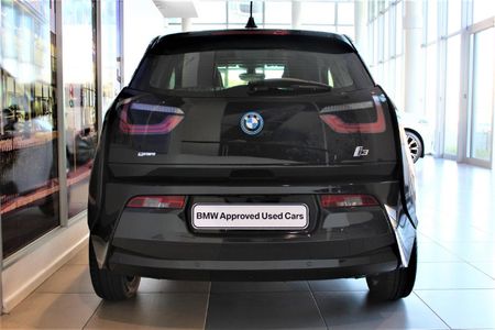 2015-BMW-i3-eDrive_5