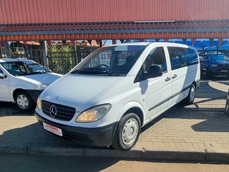 2005-Mercedes-Benz-Vito-115-CDI-CrewBus_0