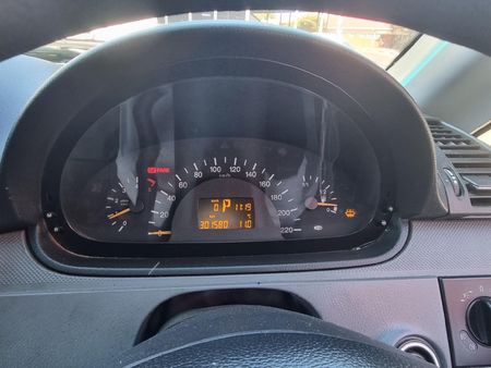 2005-Mercedes-Benz-Vito-115-CDI-CrewBus_9