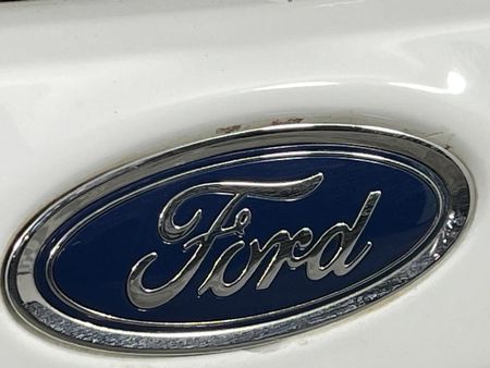 2017-Ford-Focus-20-EcoBoost-ST3_11