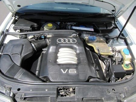 1998-Audi-A4-28-30v-Auto_10