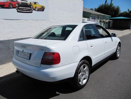 1998-Audi-A4-28-30v-Auto_3