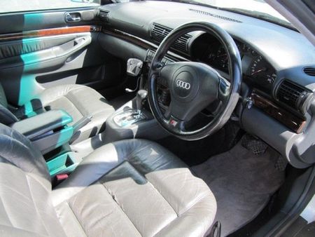 1998-Audi-A4-28-30v-Auto_7
