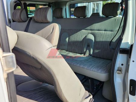 2007-Nissan-Primastar-19-dCi_9