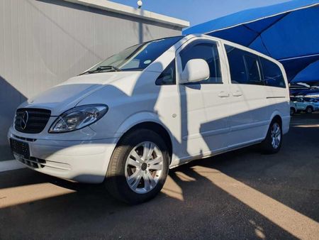 2005-Mercedes-Benz-Vito-115-CDI-CrewBus_1