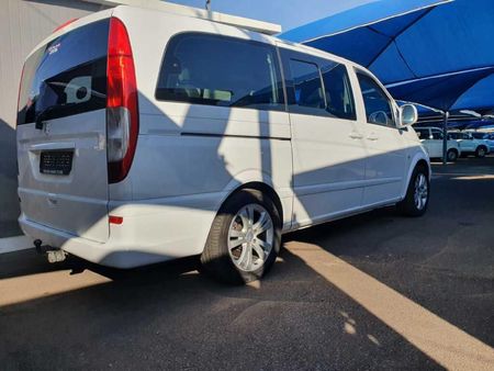 2005-Mercedes-Benz-Vito-115-CDI-CrewBus_2