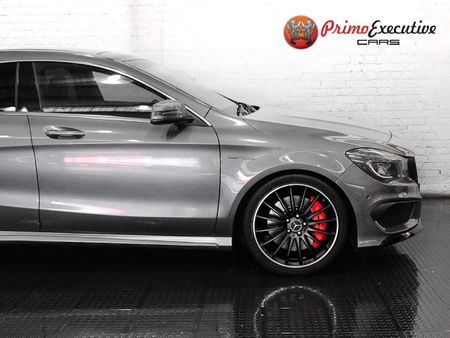 2014-Mercedes-AMG-CLA-45-AMG_5