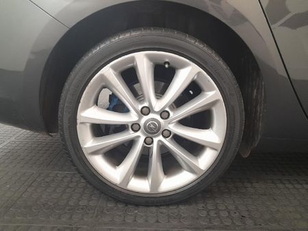 2015-Opel-Astra-16-Essentia_8